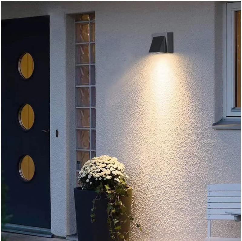 A Modern LED Fali Lámpa - Ultra 5W-Fényes, Beltéri/Kültéri, Vízálló Fali Gyertyatartó - Energia Hatékony & Könnyű Telepítés